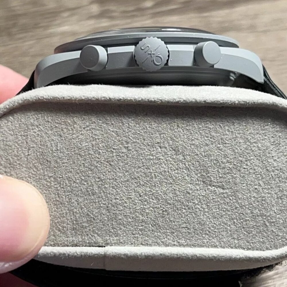 Authentic OMEGA X SWATCH Bioceramic MoonSwatch Mission to Moon SO33M100 Full Set - Picture 5 of 12